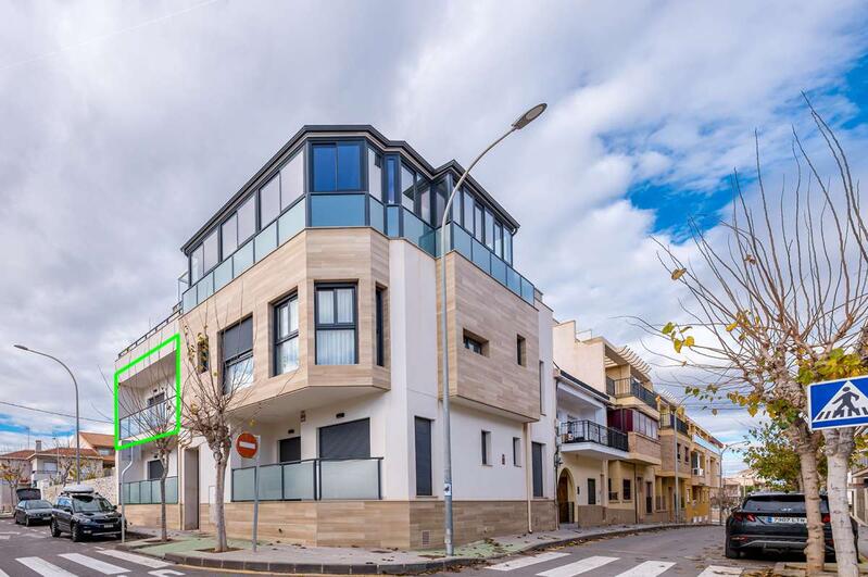 2 bedroom Apartment for sale