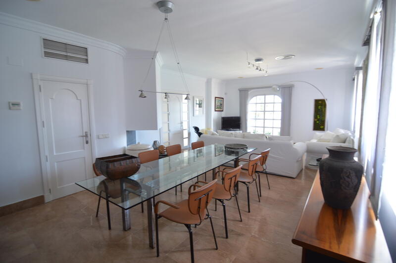 4 Schlafzimmer Villa zu verkaufen