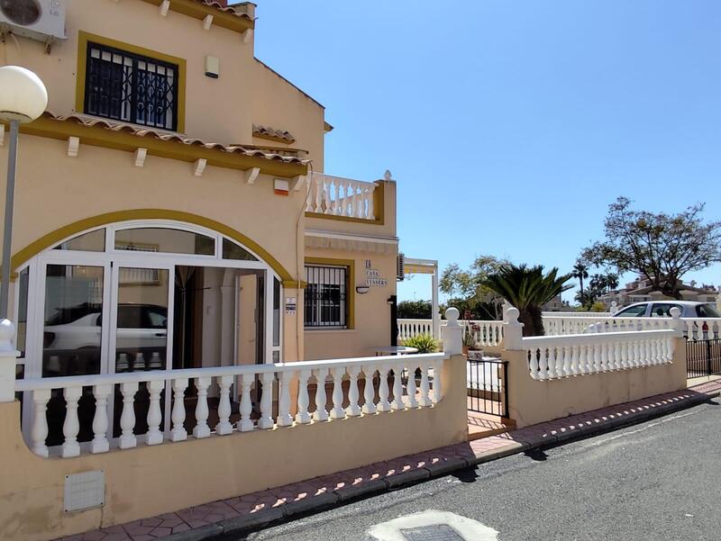 2 bedroom Villa for sale