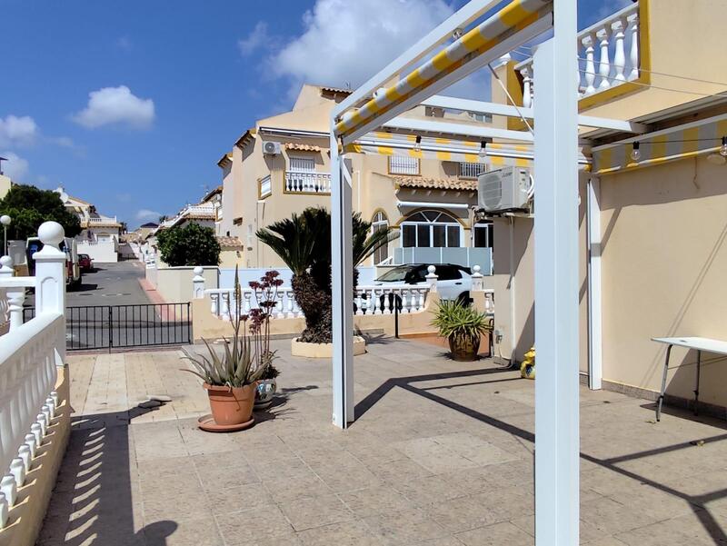 2 bedroom Villa for sale
