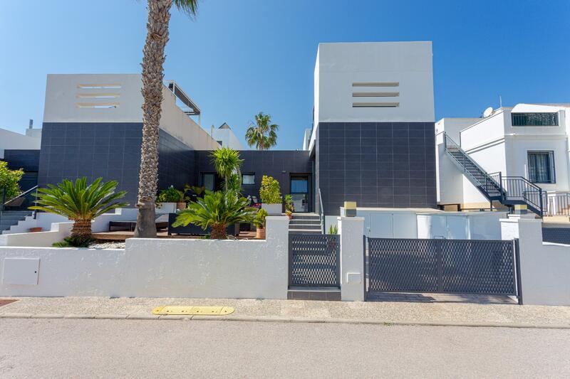 2 slaapkamer Villa Te koop
