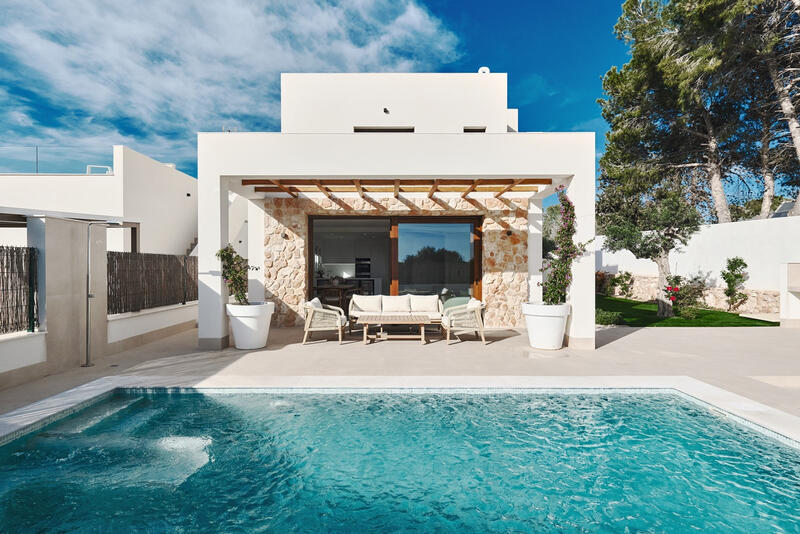 Villa for sale in Orihuela Costa, Alicante