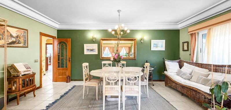 5 bedroom Villa for sale
