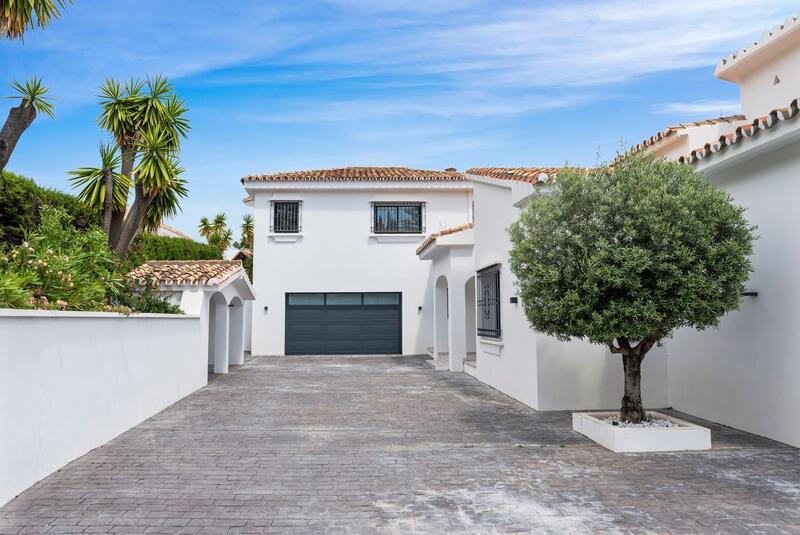 5 bedroom Villa for sale