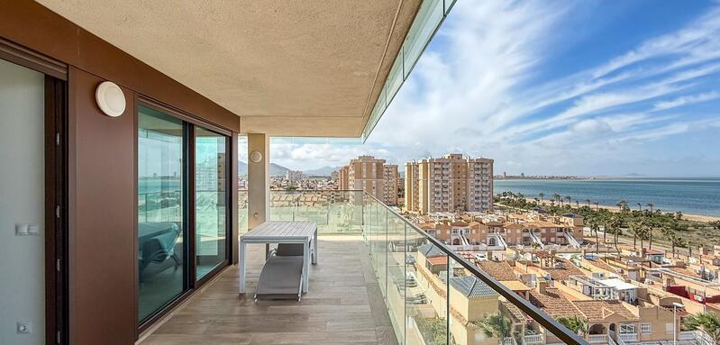 3 bedroom Apartment for sale