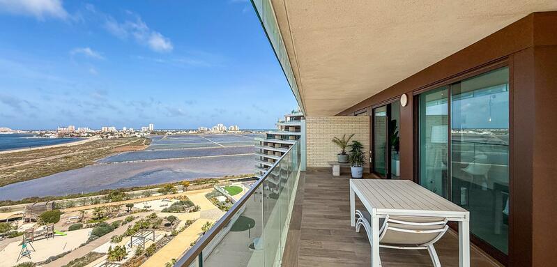 3 bedroom Apartment for sale