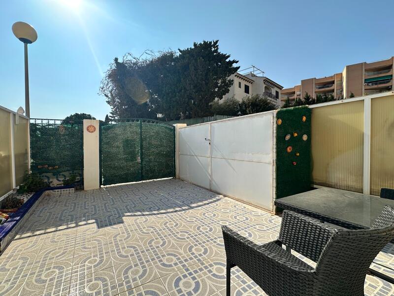 3 bedroom Townhouse for sale