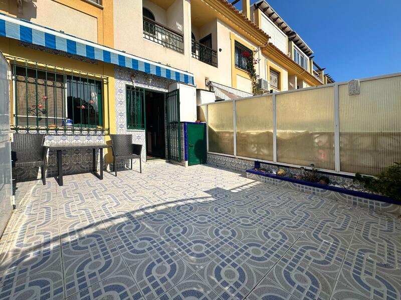 3 bedroom Townhouse for sale