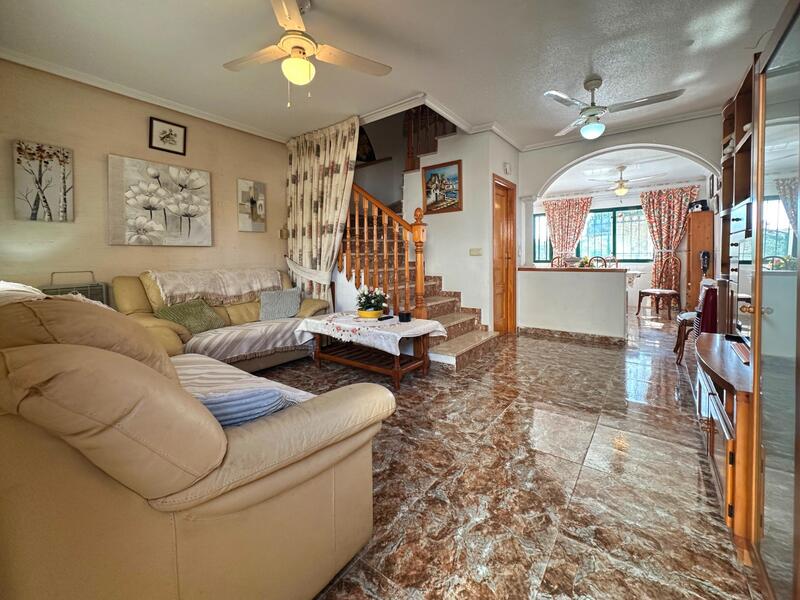 3 bedroom Townhouse for sale