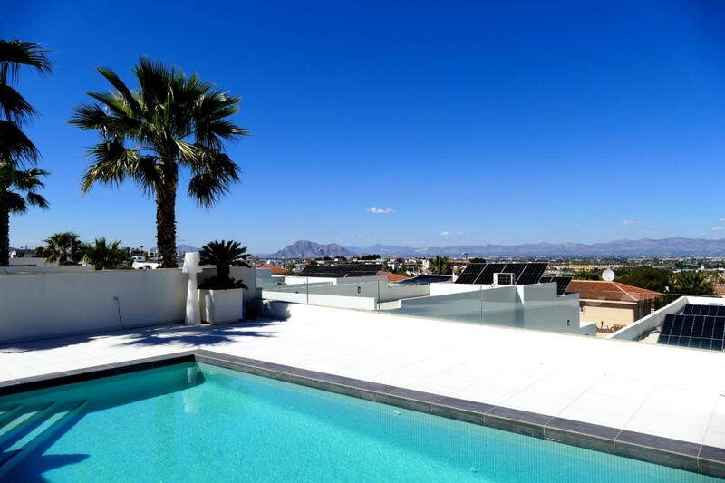 4 bedroom Villa for sale