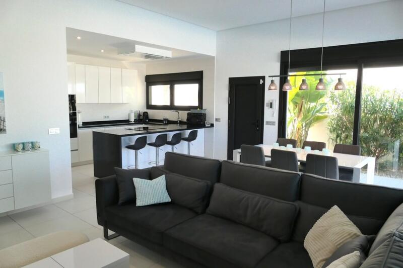 4 bedroom Villa for sale