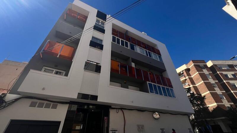 Leilighet til salgs i Torrevieja, Alicante