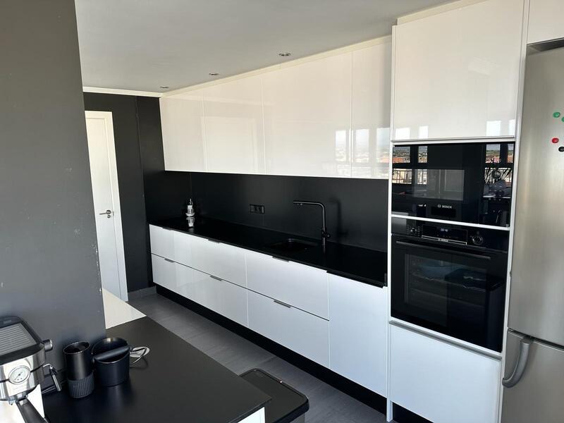 2 slaapkamer Appartement Te koop