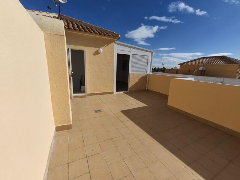 3 bedroom Townhouse for sale