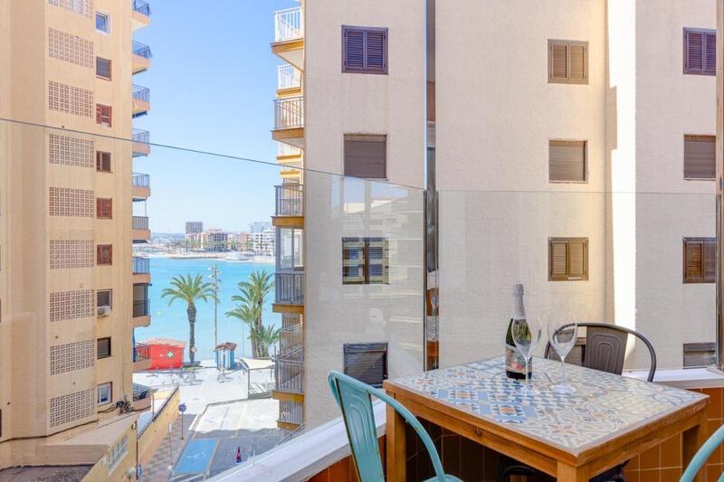 Apartamento en venta en Torrevieja, Alicante