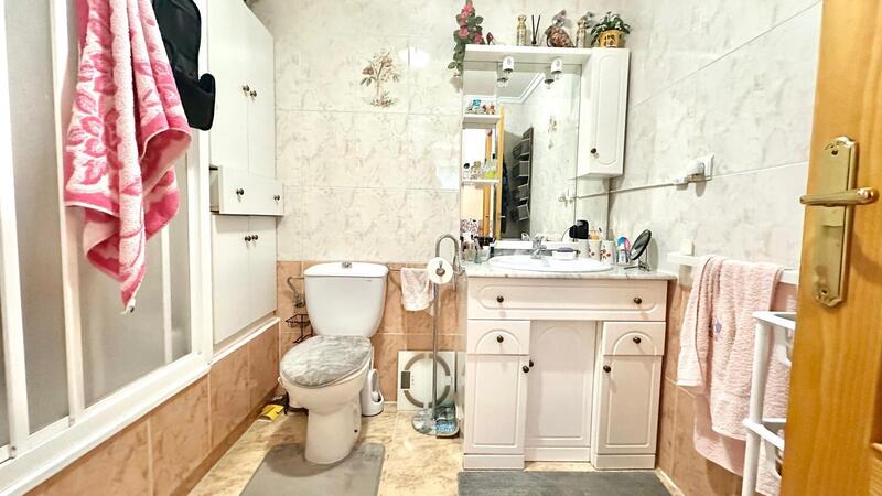 2 slaapkamer Appartement Te koop
