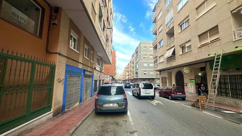 2 slaapkamer Appartement Te koop