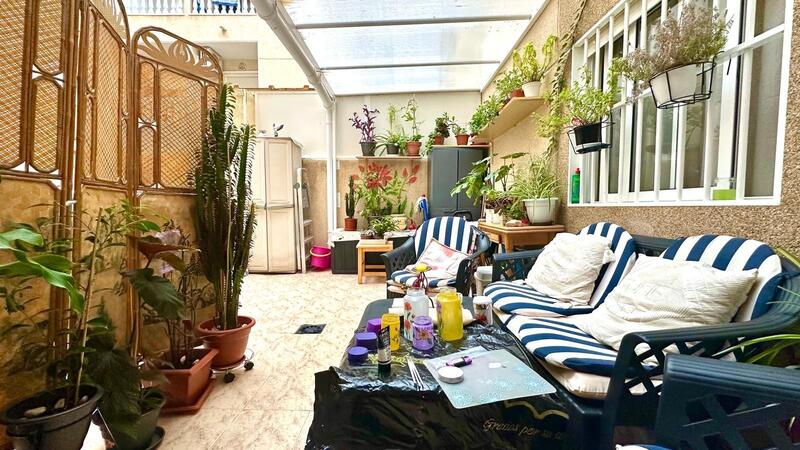 2 slaapkamer Appartement Te koop