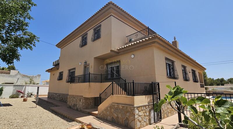 5 Cuarto Villa en venta