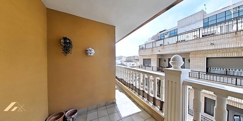 4 slaapkamer Appartement Te koop