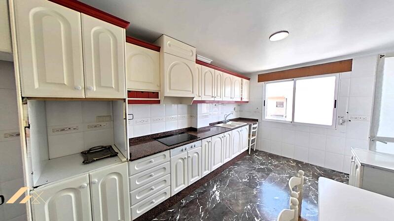 4 slaapkamer Appartement Te koop