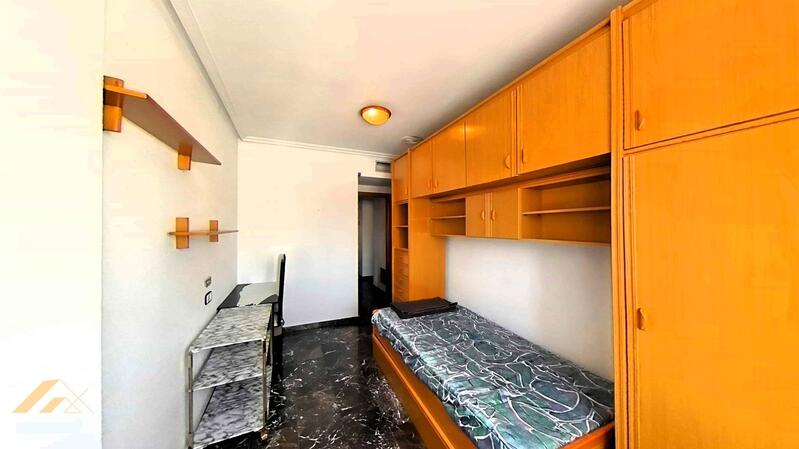 4 slaapkamer Appartement Te koop