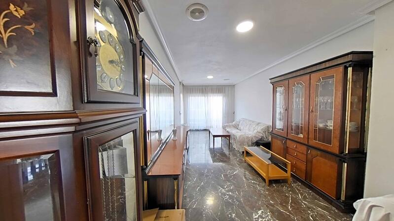 4 slaapkamer Appartement Te koop