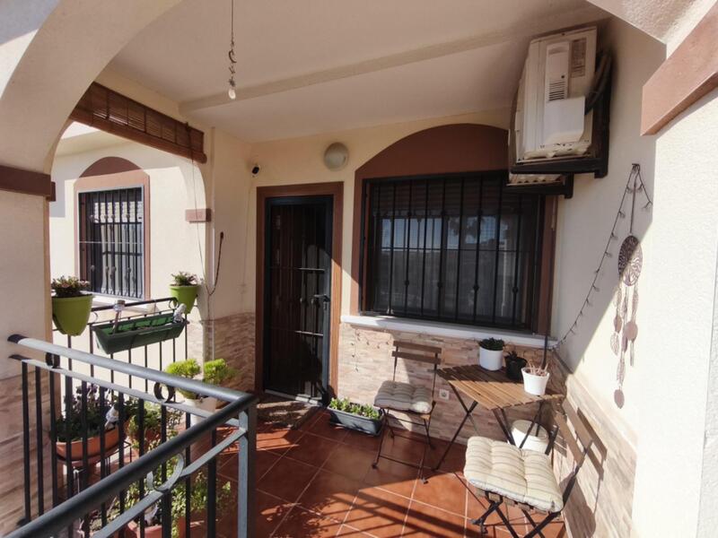 2 Cuarto Villa en venta