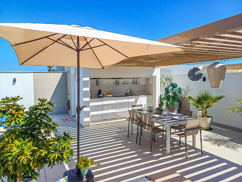 3 bedroom Apartment for sale