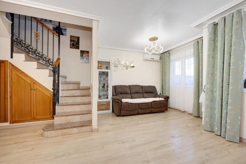3 bedroom Townhouse for sale