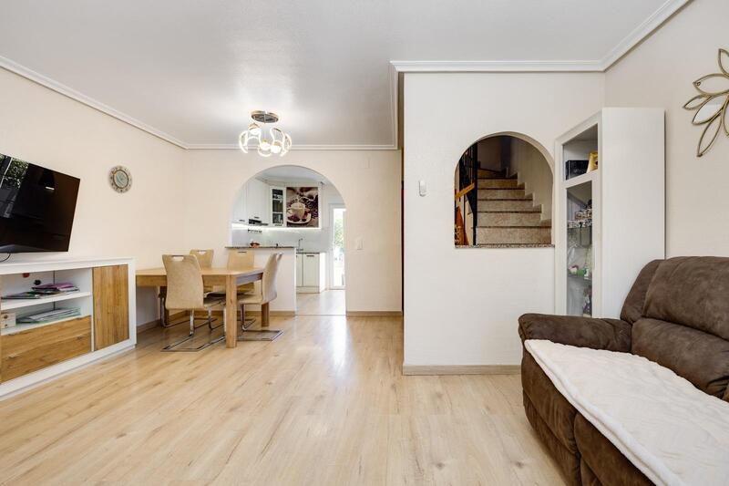 3 bedroom Townhouse for sale