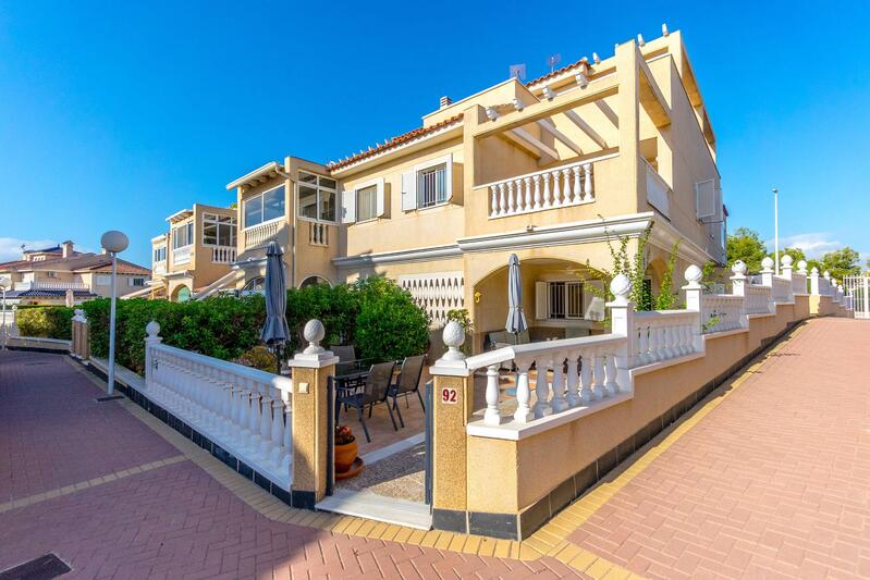 Duplex for sale in Orihuela Costa, Alicante