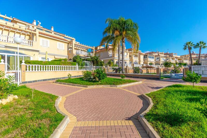 2 Cuarto Dúplex en venta