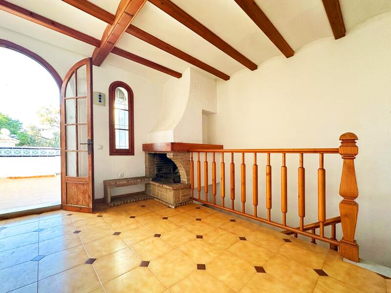 3 bedroom Townhouse for sale