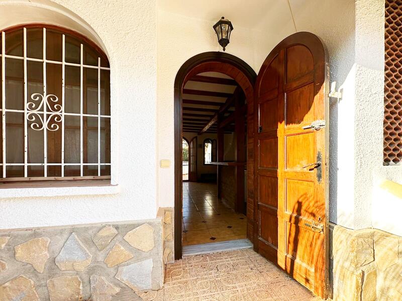 3 bedroom Townhouse for sale
