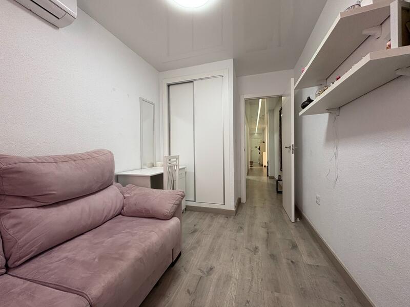 4 slaapkamer Appartement Te koop
