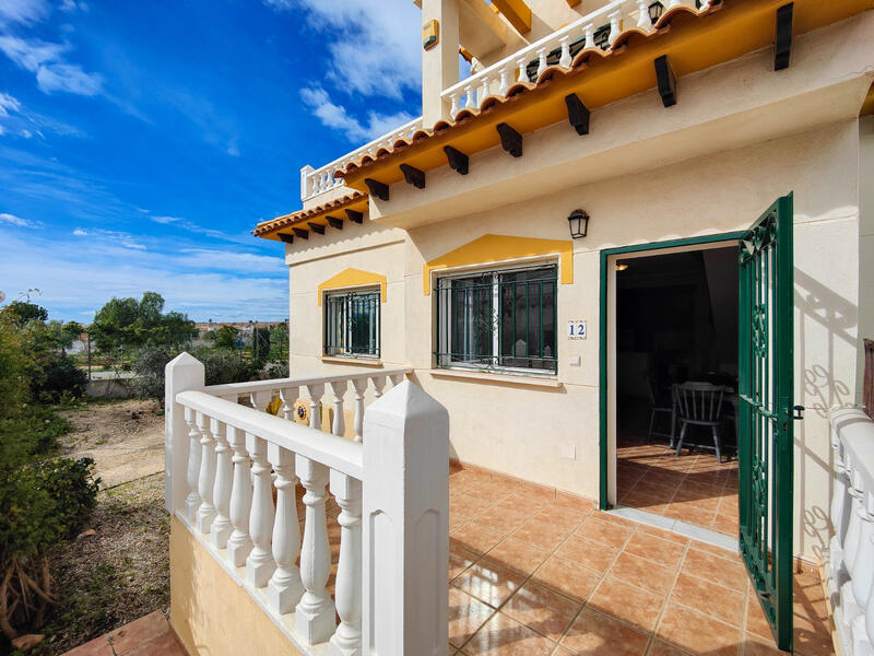 3 bedroom Townhouse for sale