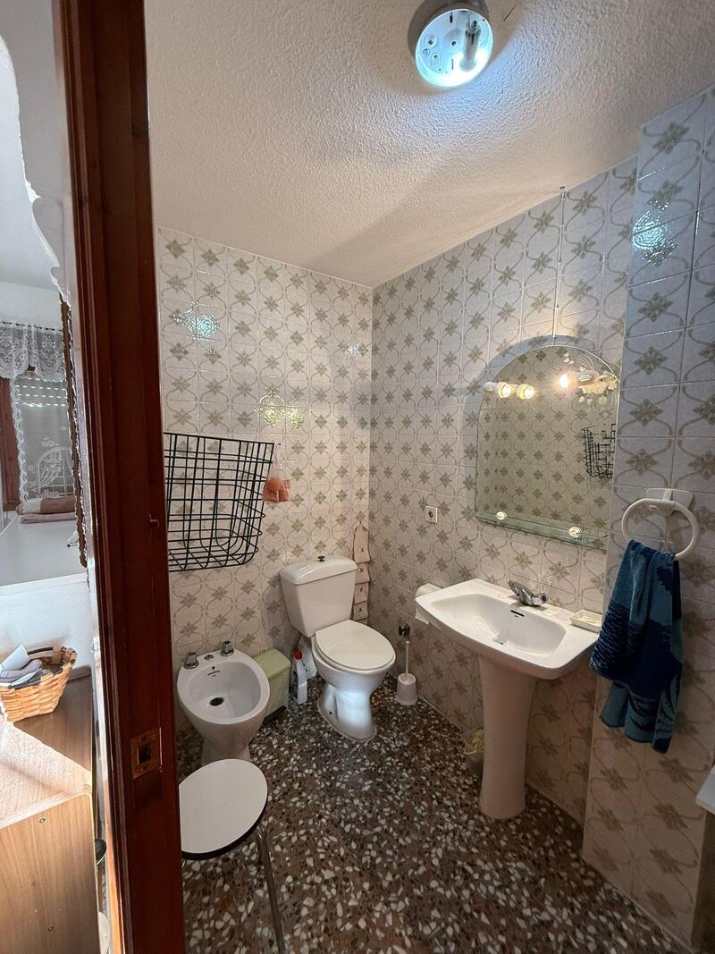 3 bedroom Townhouse for sale