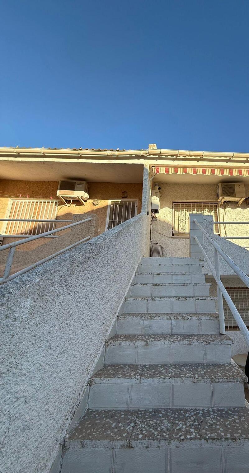 3 bedroom Townhouse for sale