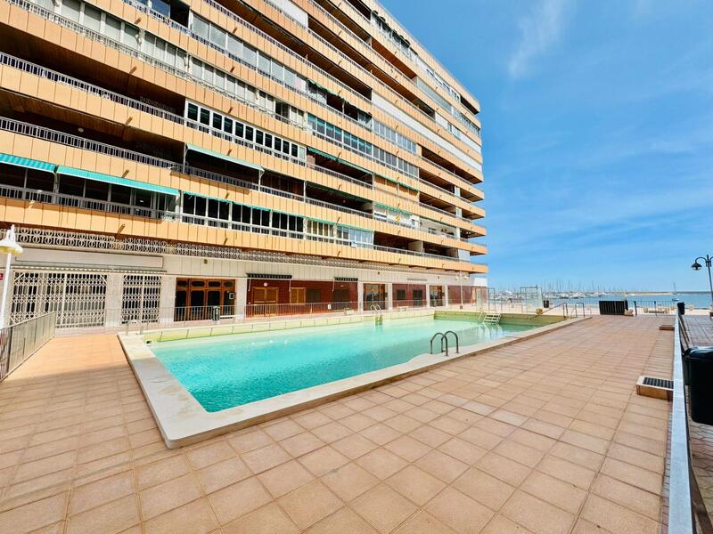 3 bedroom Apartment for sale