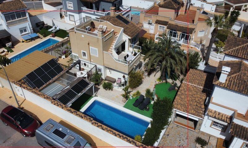 Villa zu verkaufen in Orihuela Costa, Alicante
