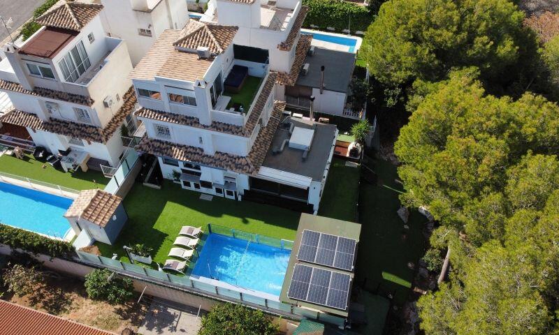 3 Cuarto Villa en venta