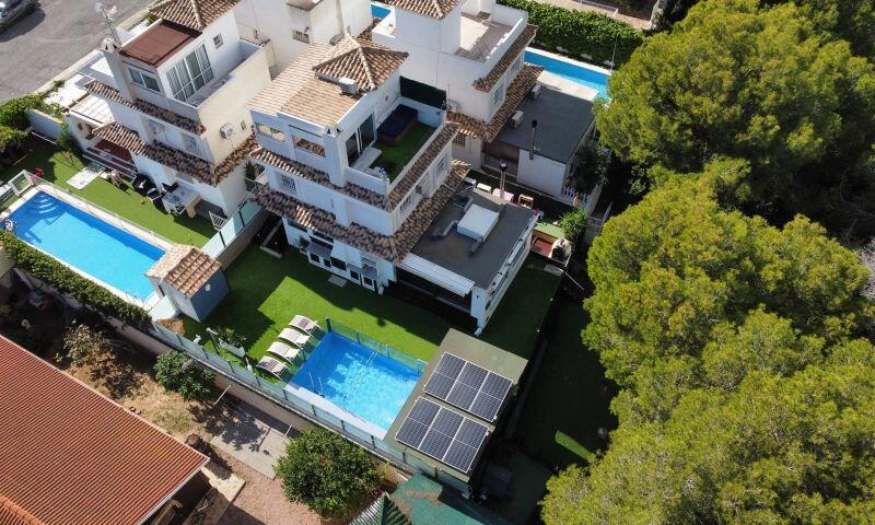 3 Cuarto Villa en venta