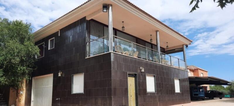 3 Cuarto Villa en venta