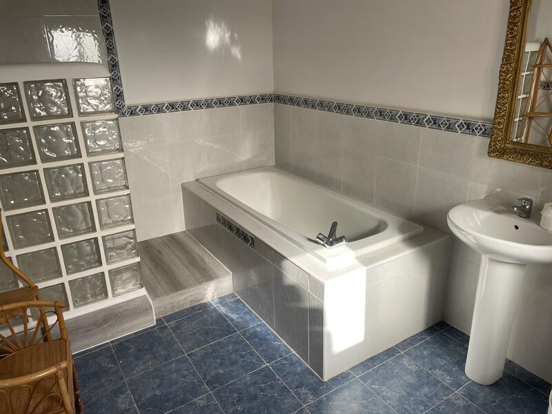 6 Cuarto Casa de Campo en venta