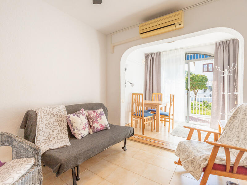1 Cuarto Villa en venta