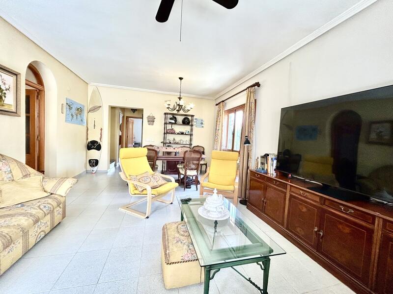3 sovrum Villa till salu