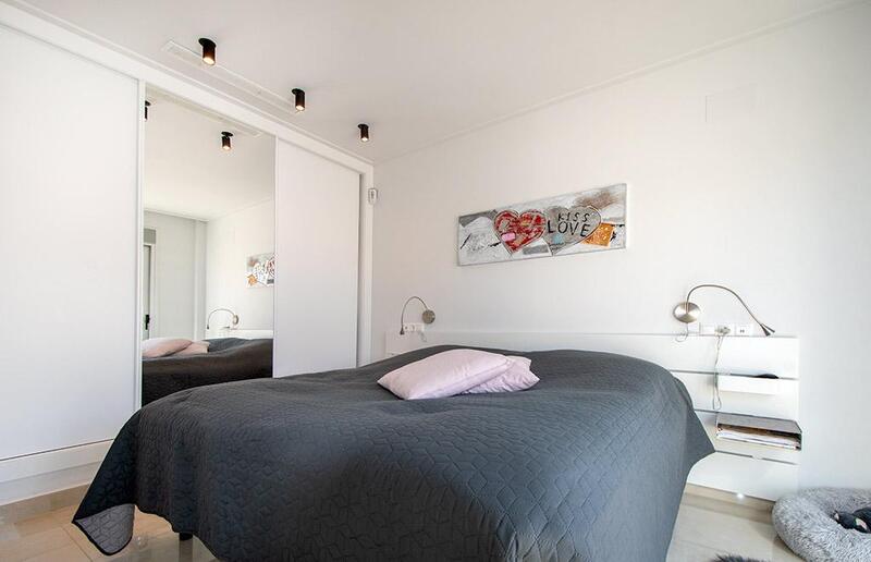 3 bedroom Townhouse for sale