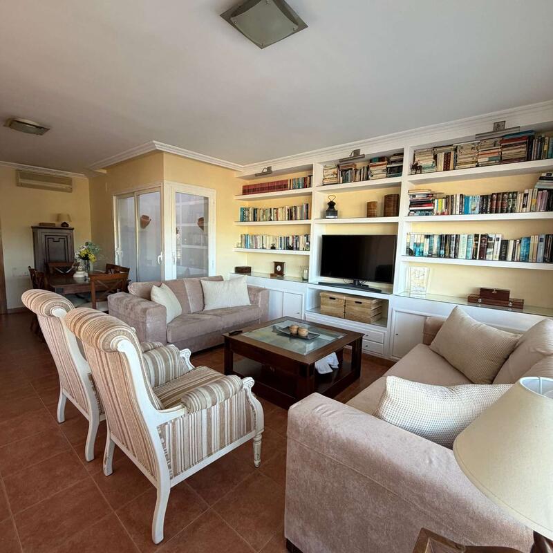 4 bedroom Villa for sale