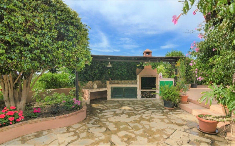 4 chambre Auberge à vendre